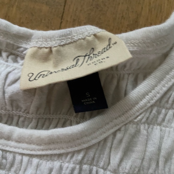 cute top! - Picture 2 of 2